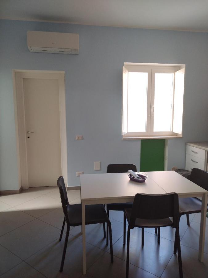 La Reggia Apartments Milazzo Exterior foto